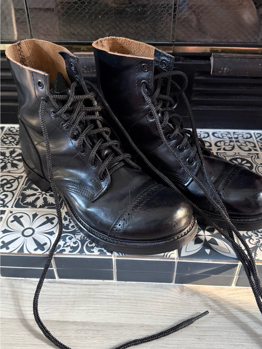 Double H Black Leather Lace-Up Vintage Combat Boots